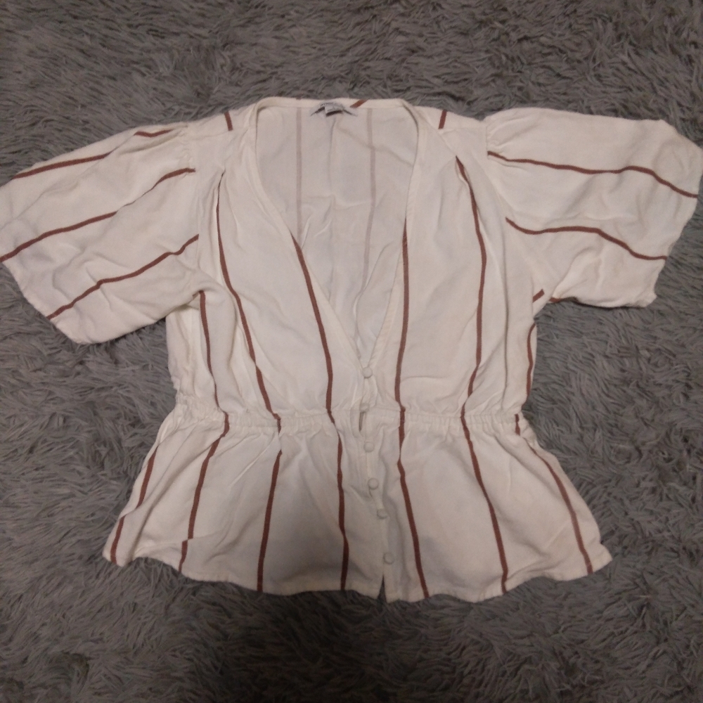 NWOT beautiful O'Neil  Billabong Ripcurl  blouse